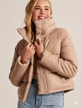 Abercrombie & Fitch Vegan Leather Mini Puffer Jacket - Blush Beige - M